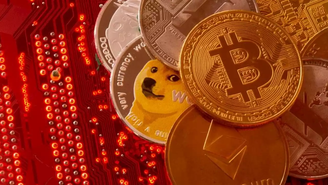 Bitcoin back below $30,000; European regulators renew crypto warnings