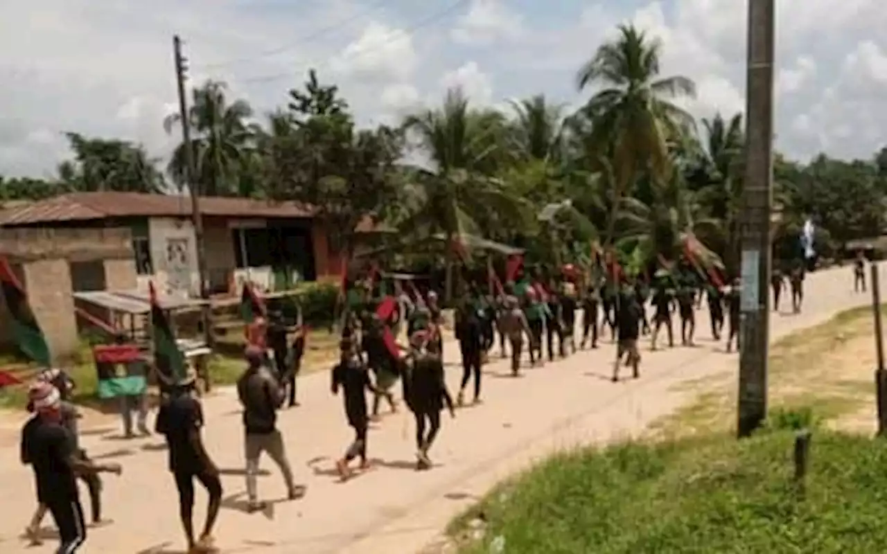 JUST IN: Police foil attack on Imo Palace, gun down IPOB militants
