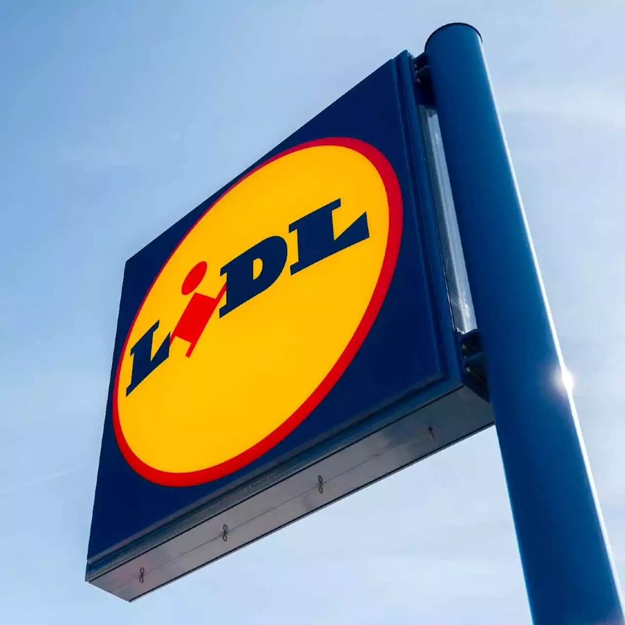 Lidl : des bouts de métal détectés dans les baguettes de pain - Grazia