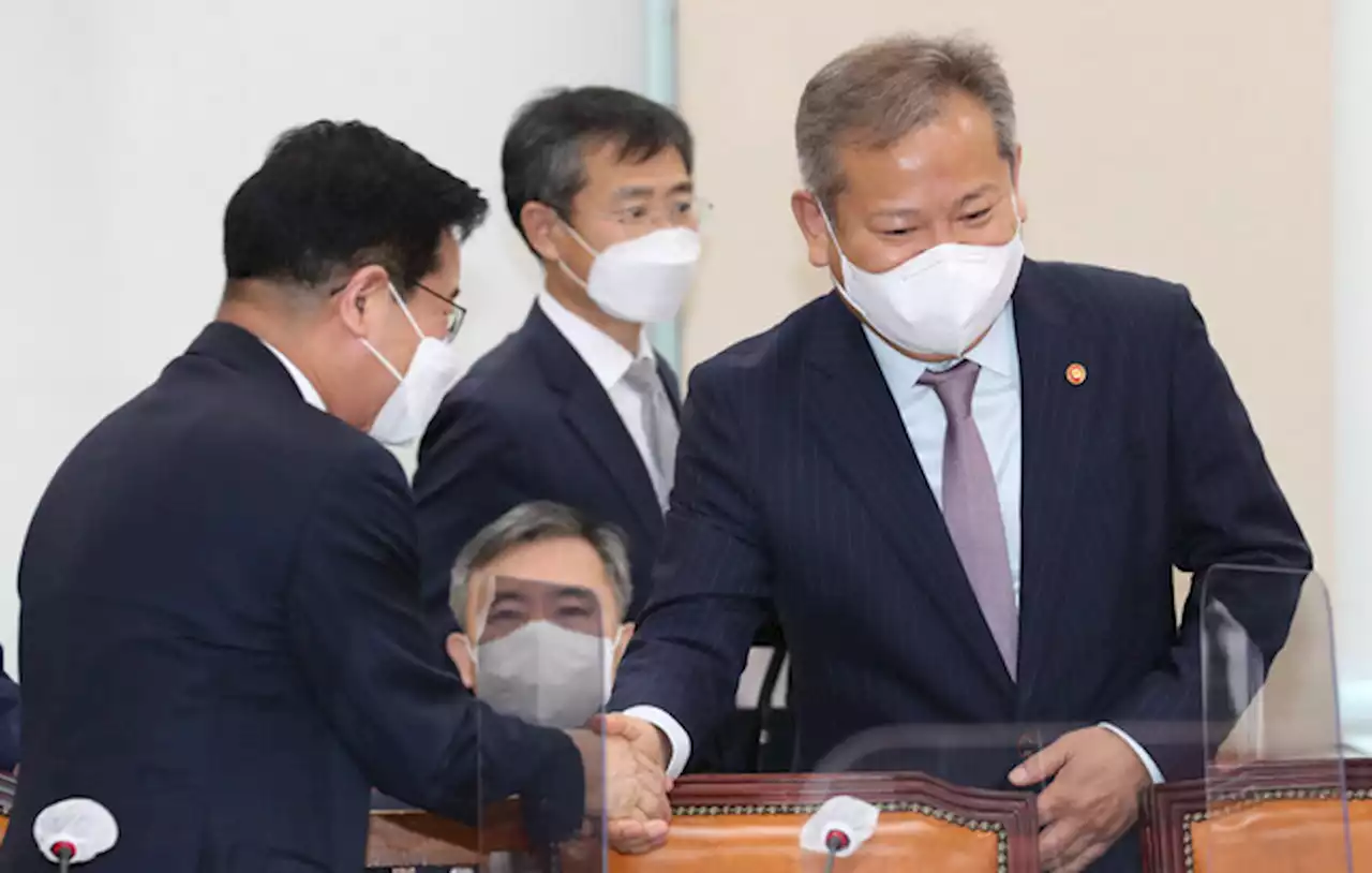 윤 대통령 후배가 직접 챙기는 경찰개혁, 어떤 결과 나올까