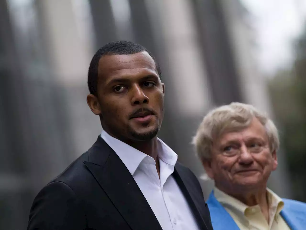 Deshaun Watson to meet with NFL officials in Texas