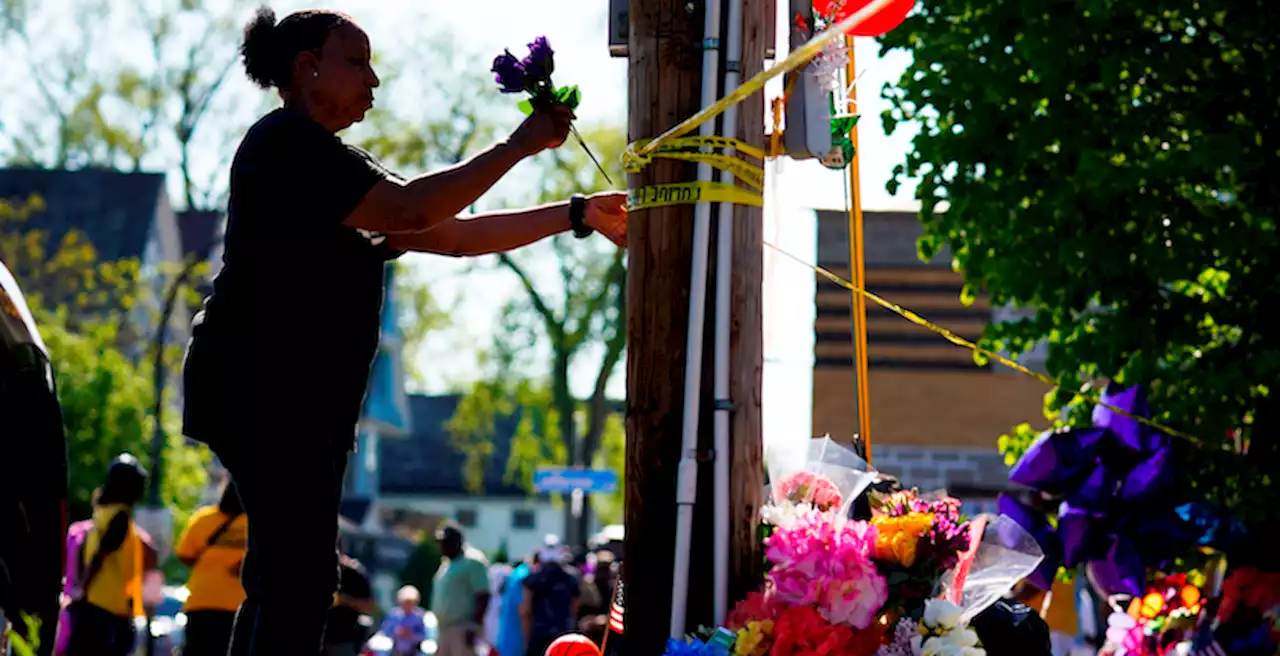 Cosa sappiamo della strage a Buffalo - Il Post