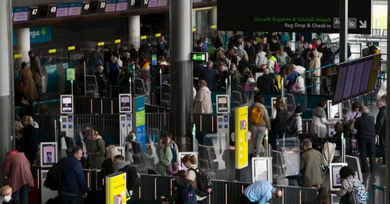 Top tips to dodge airport queue delays this busy holiday season