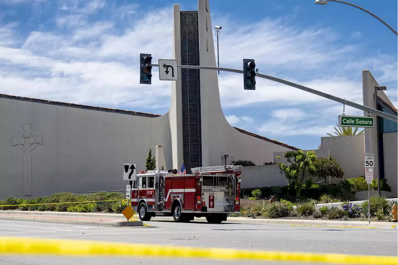 Dode en vijf gewonden bij schietpartij in kerk in Californië