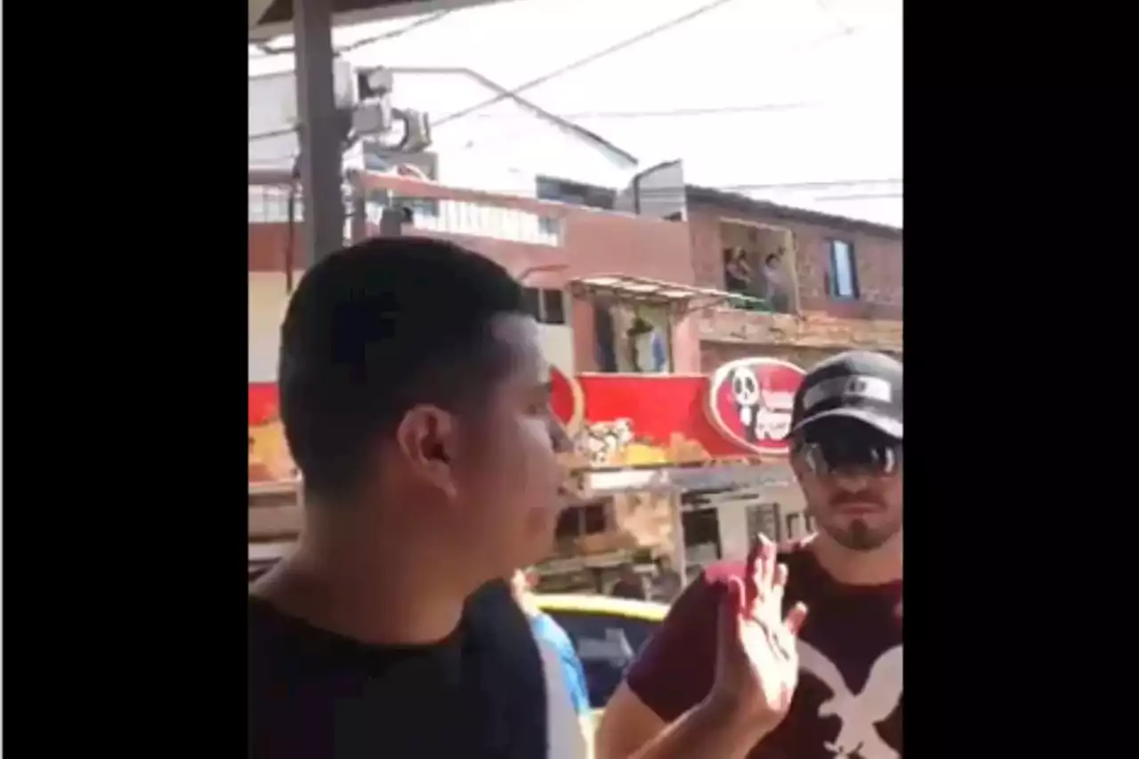 [Video] Joven de la campaña de Petro fue agredido en Medellín; le tumbaron varios dientes - Pulzo