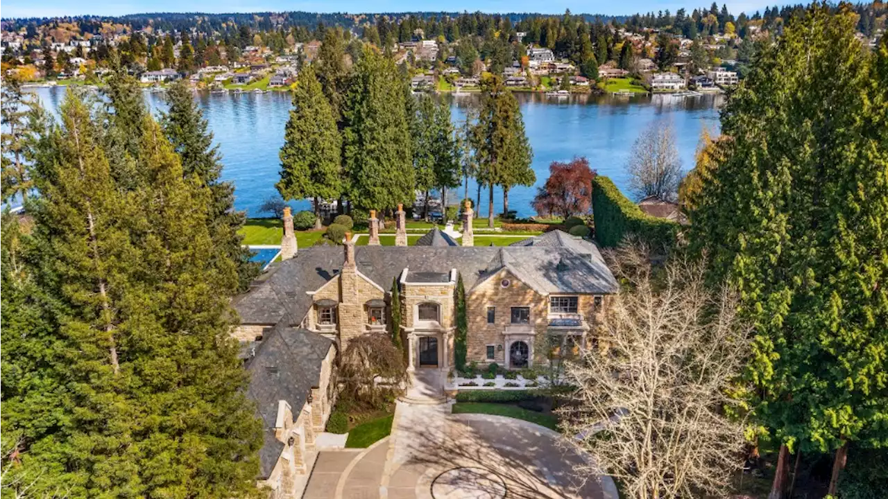 This $85 Million Home on Seattle’s Lake Washington Has a Marina for Your Boat and Seaplane