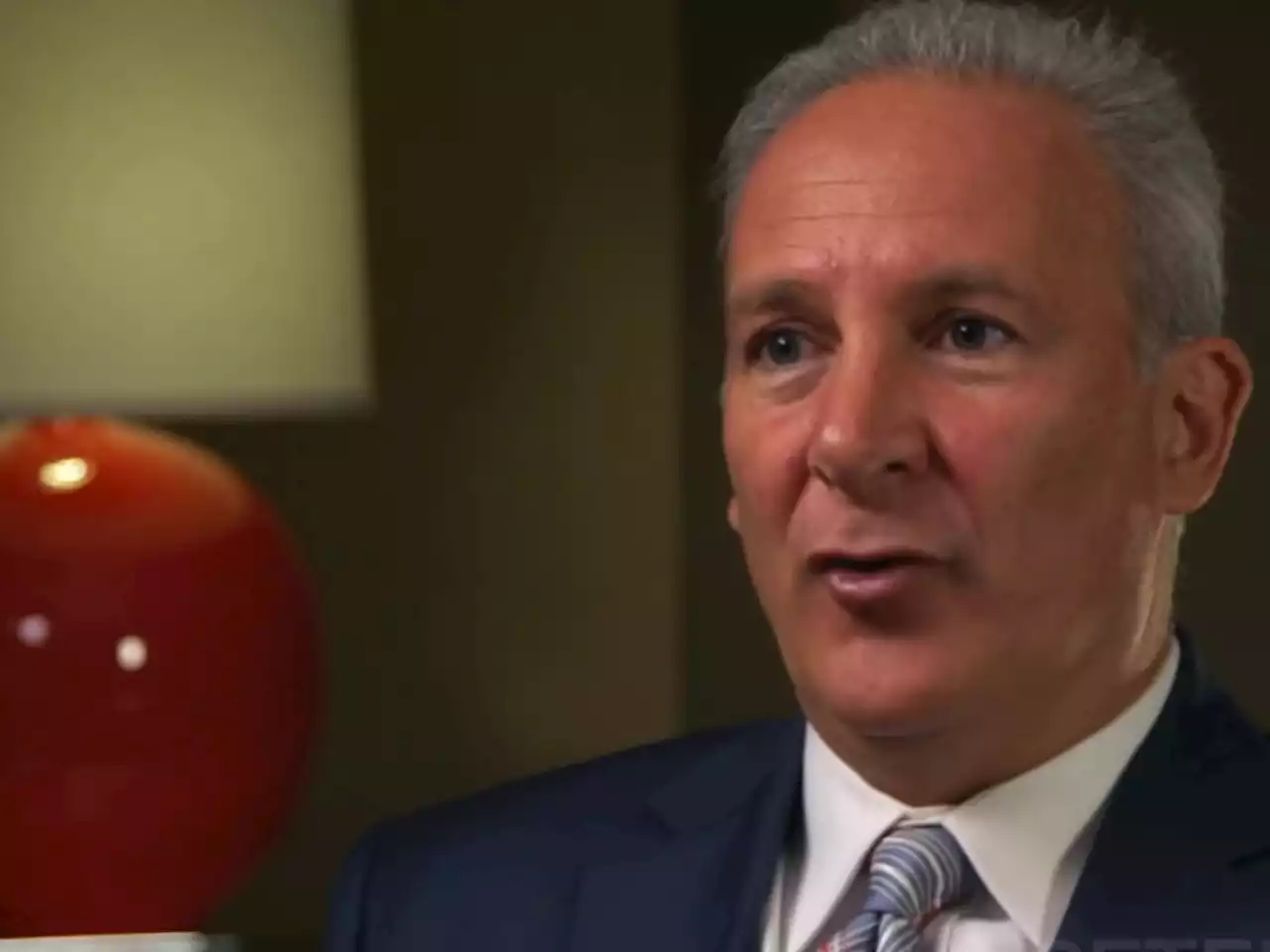 Bitcoin Chart Shows “Ominous” Combination, It’s Long Way Down for BTC: Peter Schiff