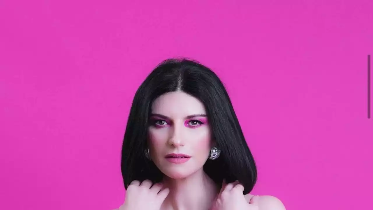 Laura Pausini compie 48 anni: ripercorriamo la sua trasformazione beauty