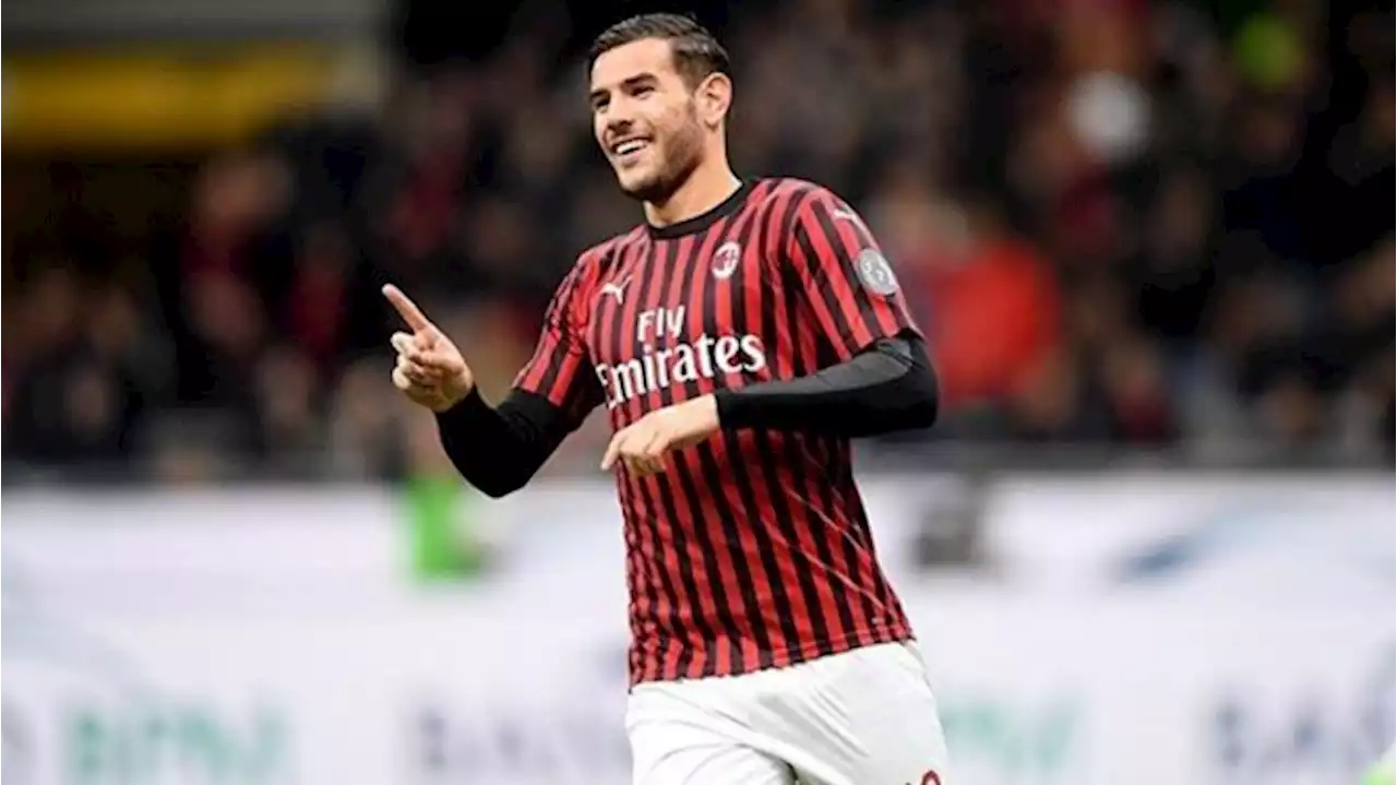 VIDEO: Gol 'Gila' Theo Hernandez Antar AC Milan ke Ambang Juara