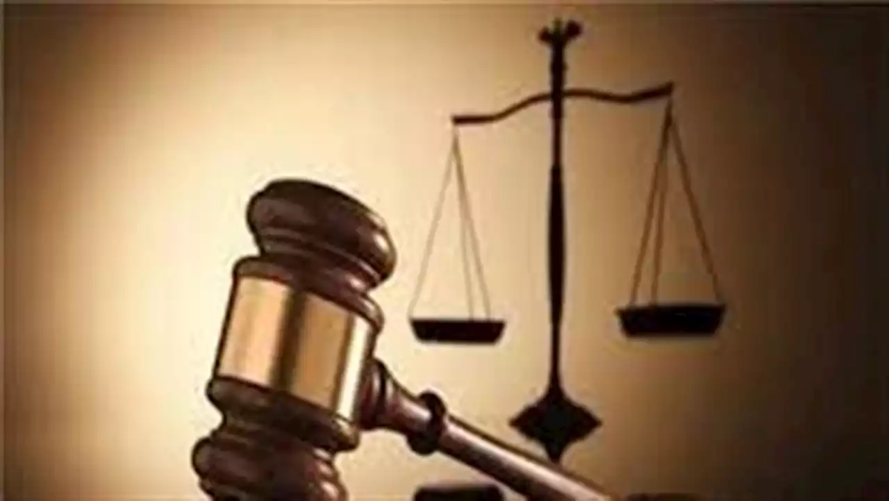 السجن عاما لعاطل هدد زوجته بإفشاء أمور خادشة للحياء عنها