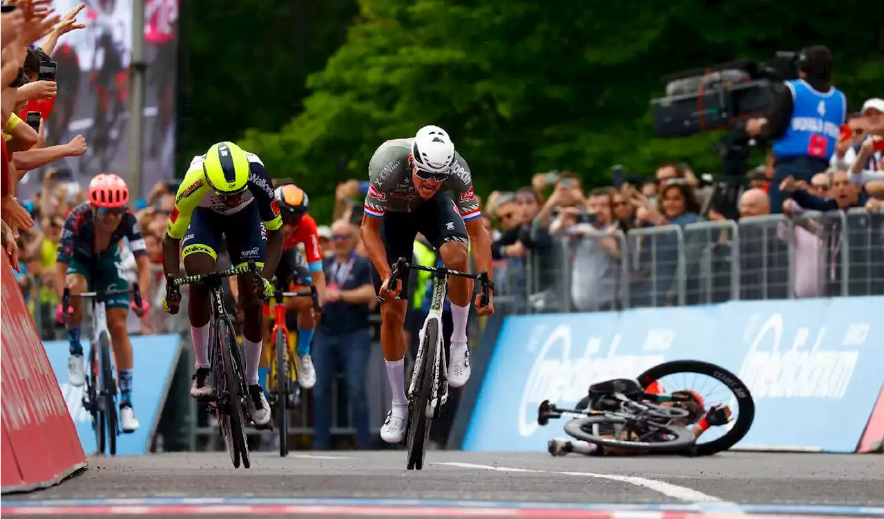 Histórica victoria del eritreo Biniam Girmay en la etapa 10 del Giro de Italia