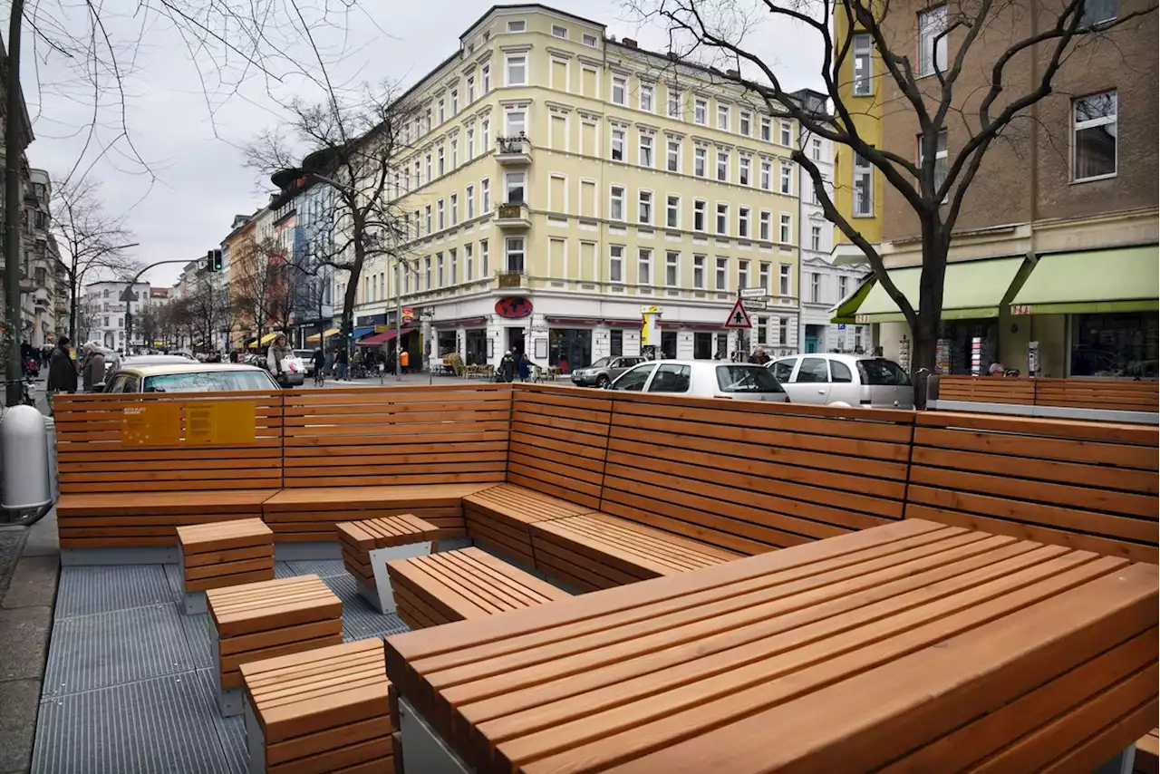 Berlin stellt mindestens 65 neue Parklets auf