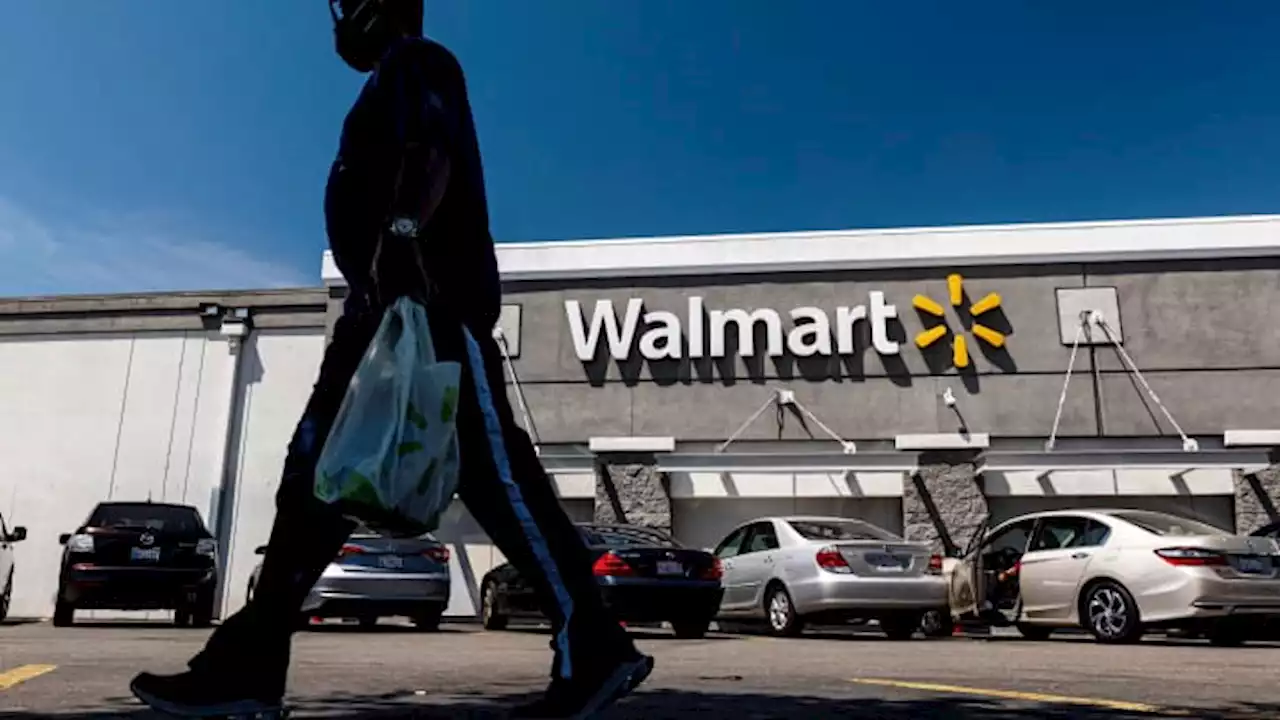 Jim Cramer blasts Walmart on rough quarter calling it embarrassing