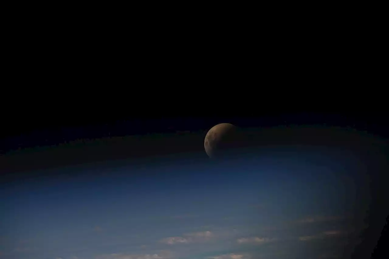 This is how the lunar eclipse looked from space | Digital Trends