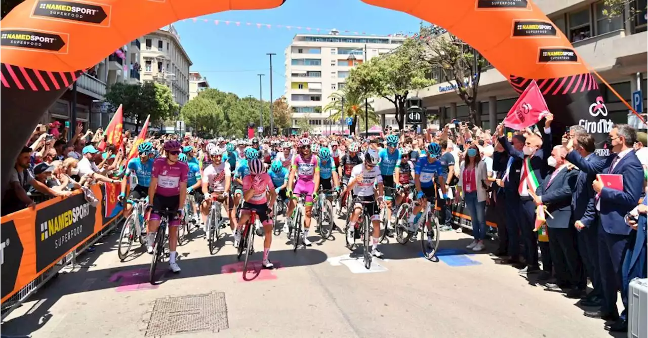 En vivo | Etapa 10 del Giro: el pelotón se acerca al primer premio de montaña