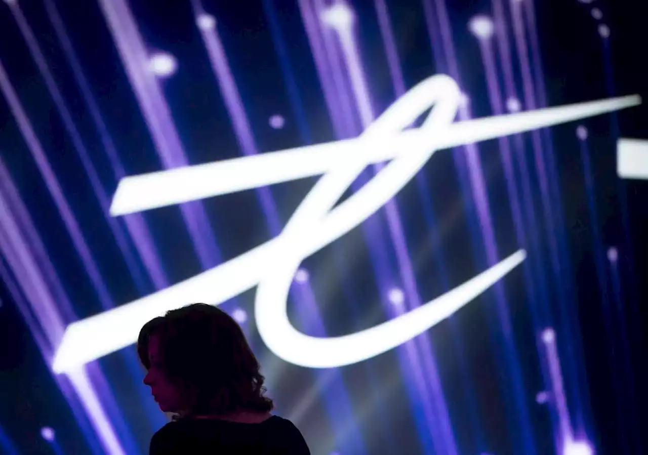 Telus to invest $17-billion in Alberta on network infrastructure