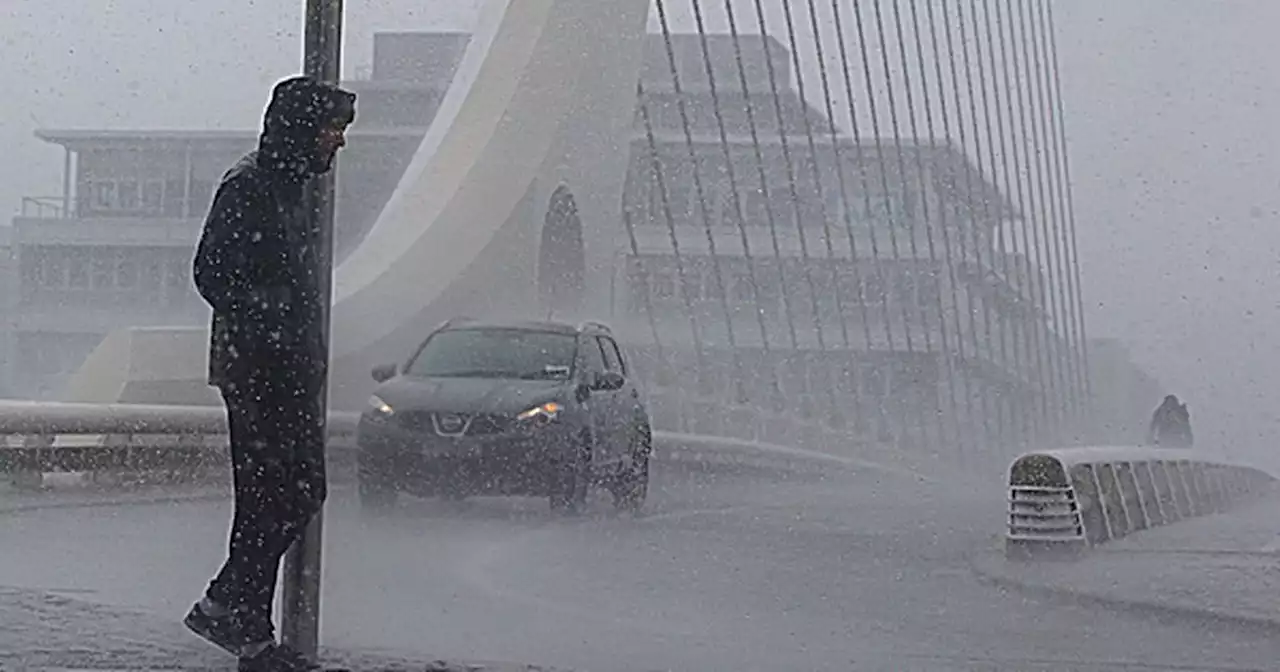 Met Eireann confirm when and where 'thundery downpours' will hit this week