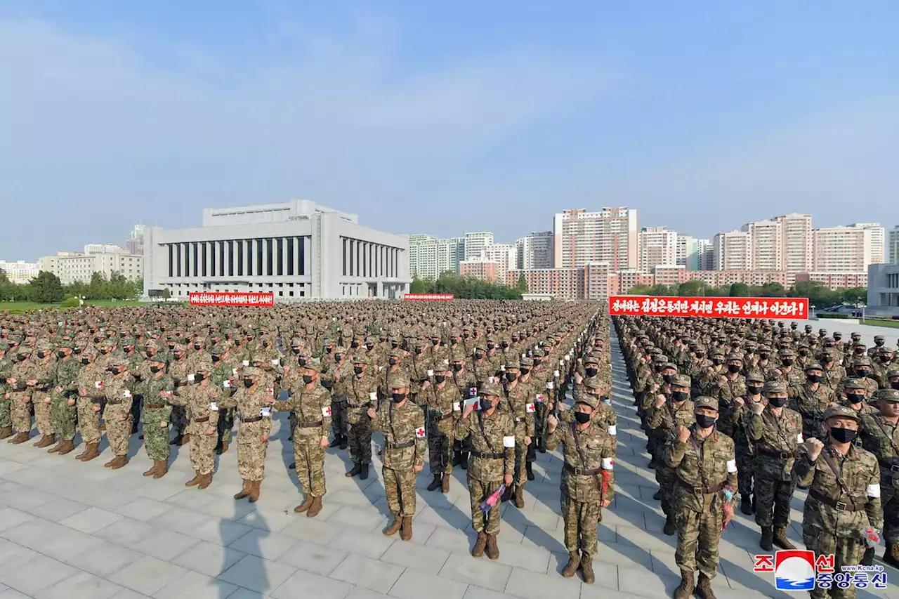 La Corée du Nord déploie son armée pour aider à lutter contre l'épidémie de covid