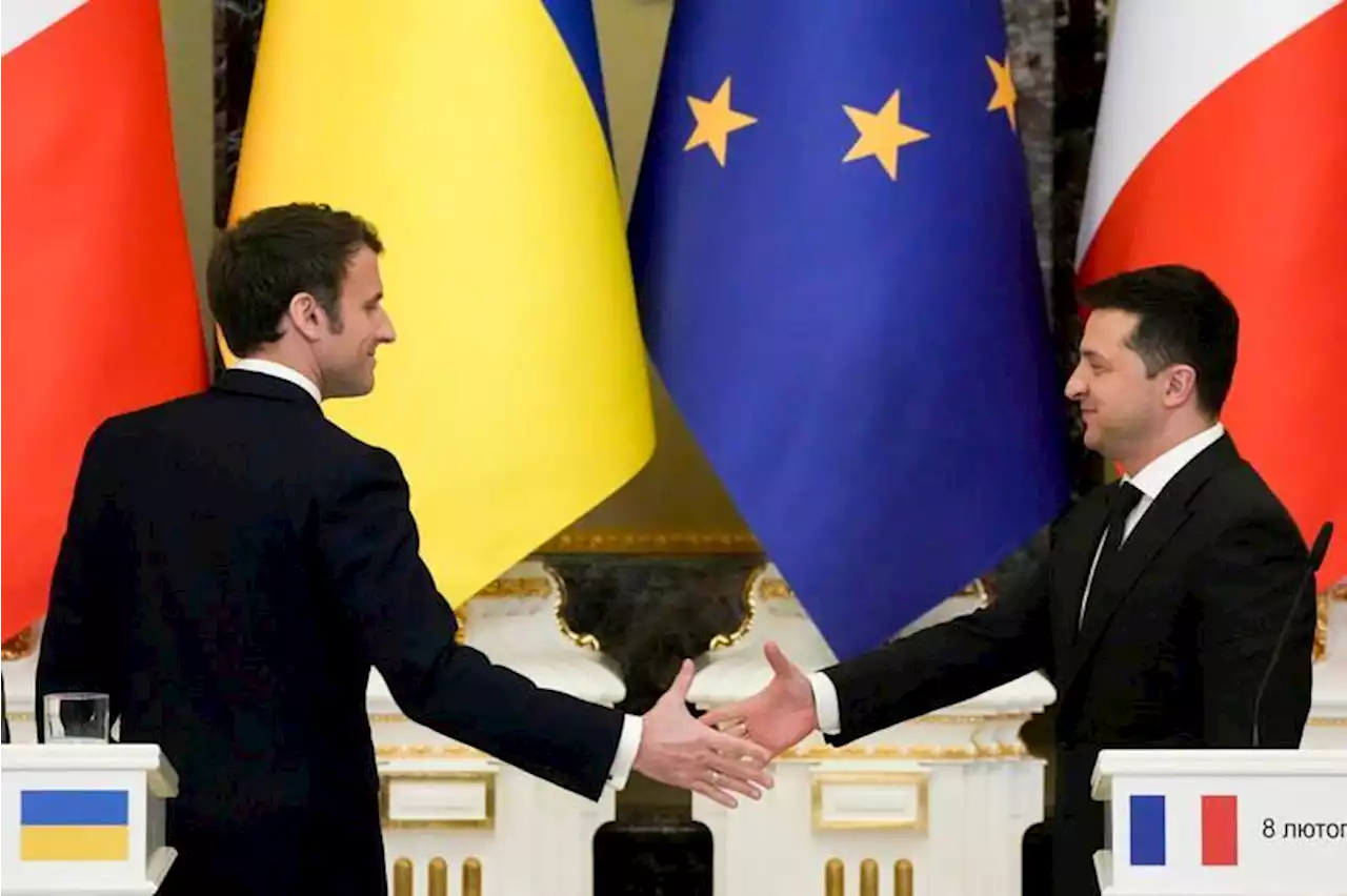 EN DIRECT - Guerre en Ukraine: les livraisons d’armes françaises vont monter «en intensité», promet Macron à Zelensky