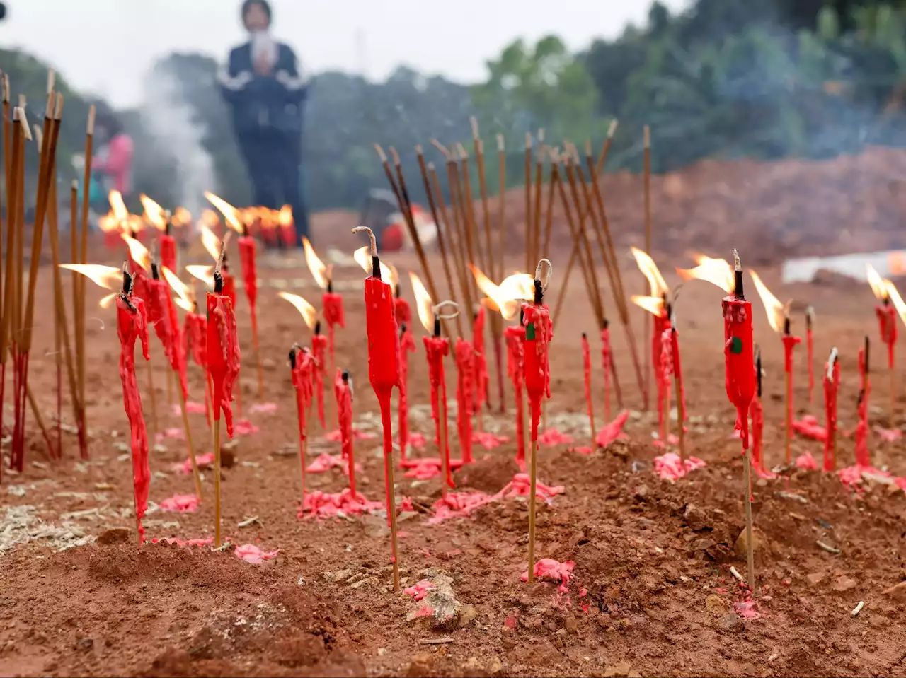 Black box from China Eastern jet crash points to intentional nosedive: reports