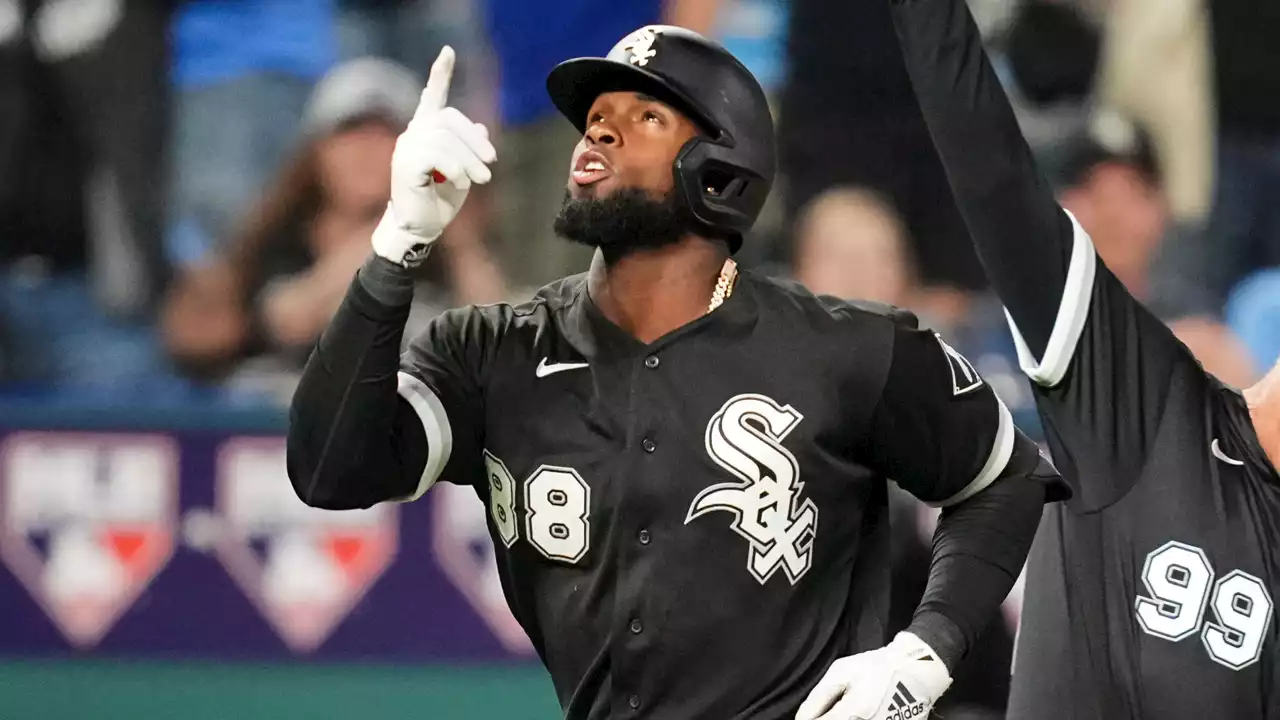 White Sox' Luis Robert Wins Game With Clutch 10th Inning Home Run