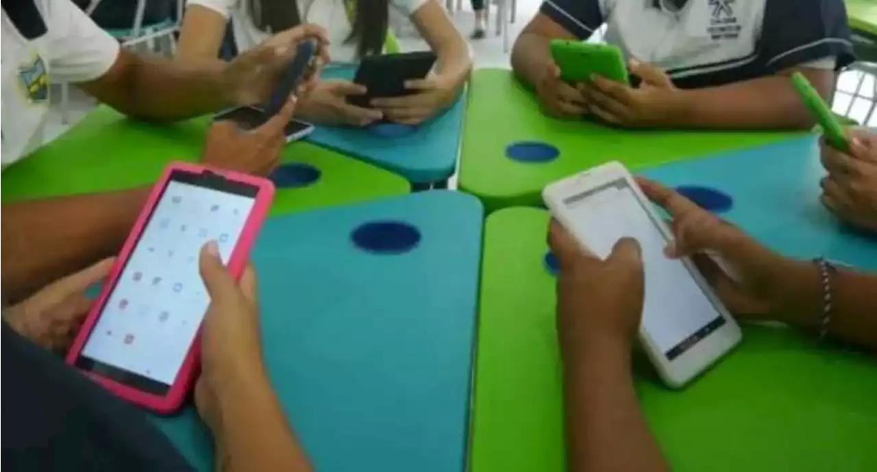 Aula solar ilumina clases en el colegio de Caldas; una nueva forma de aprender - Pulzo