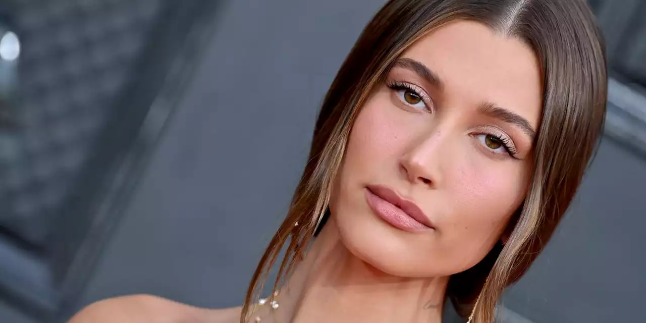 Hailey Bieber just revealed all the products she uses in her daily make-up routine