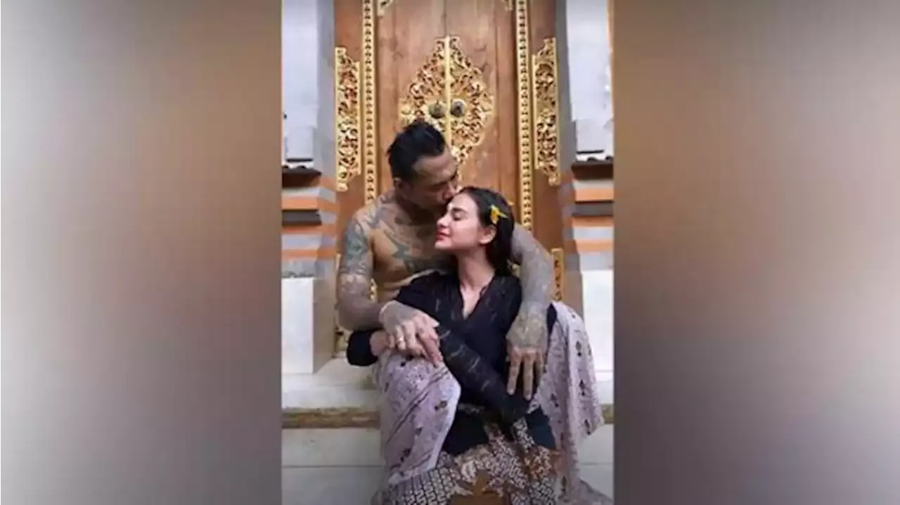 Nora Alexandra Gusar Unggah Foto Dikira Urus Perceraian Dengan Jerinx