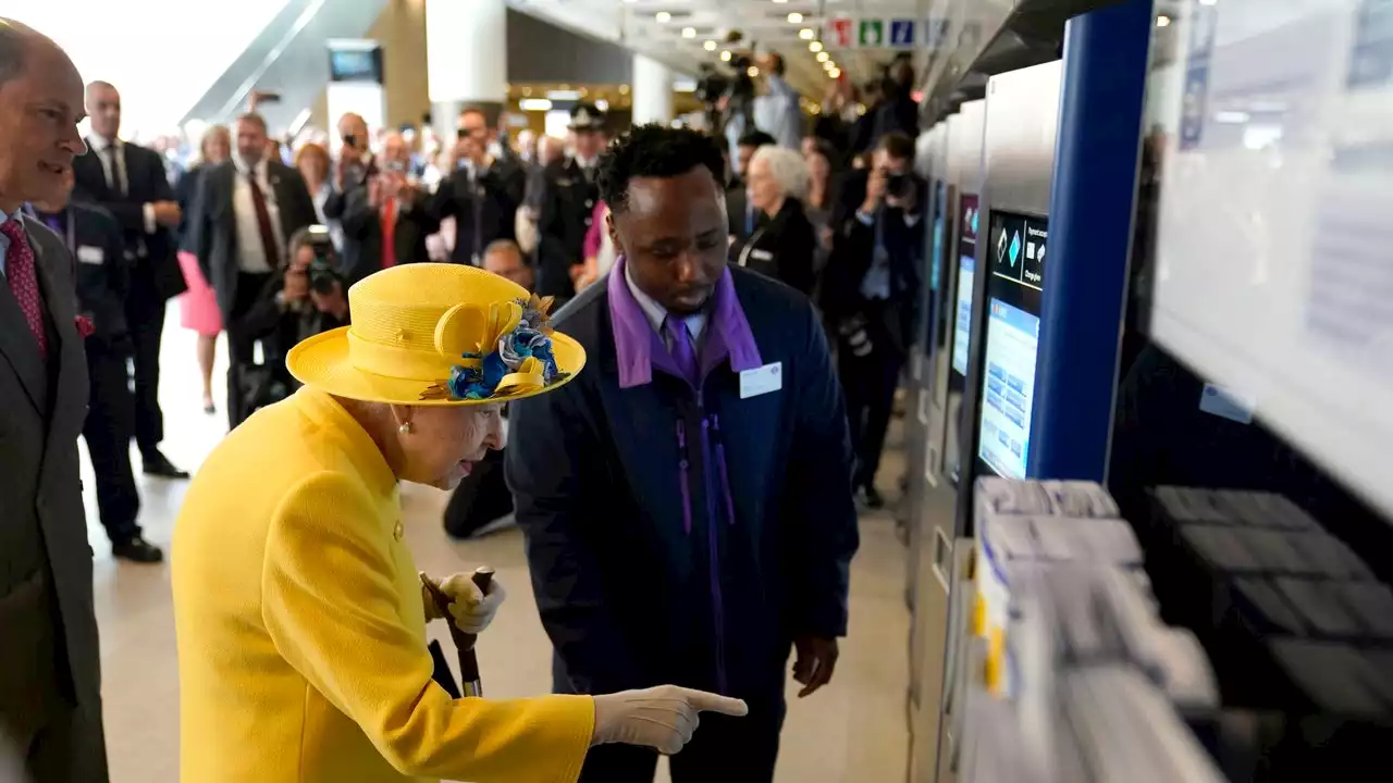 The Queen Learned How to Use a Ticket Machine at Paddington Station