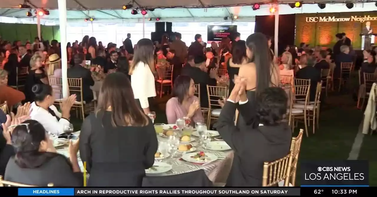 USC holds annual gala, giving inner-city students scholarships