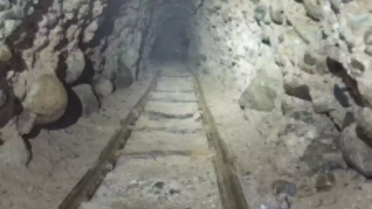 1700-feet long tunnel used to transport drugs across Mexico border