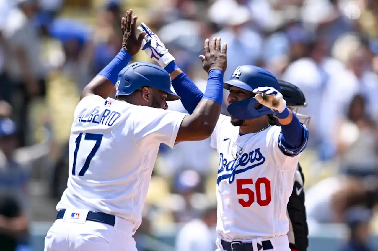 Dodgers use home run barrage to erase early deficit, take opener of doubleheader