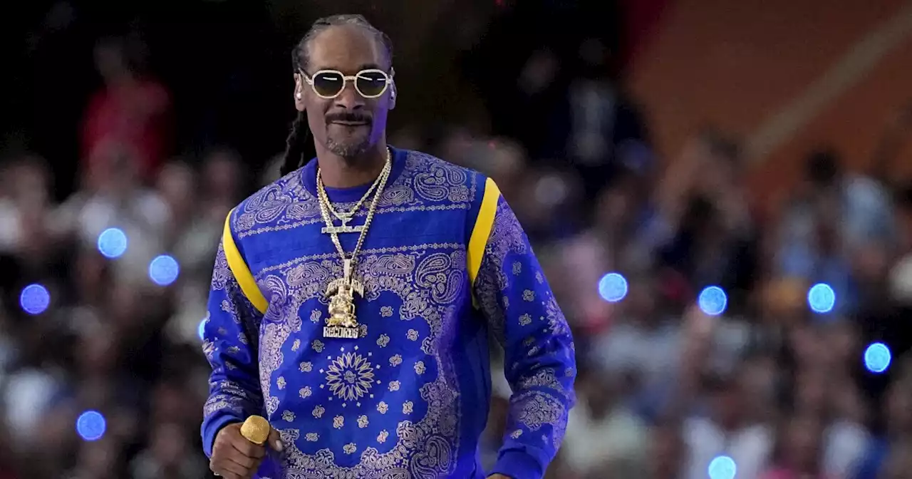 Gangsta rap pioneer Snoop Dogg endorses Rick Caruso for L.A. mayor