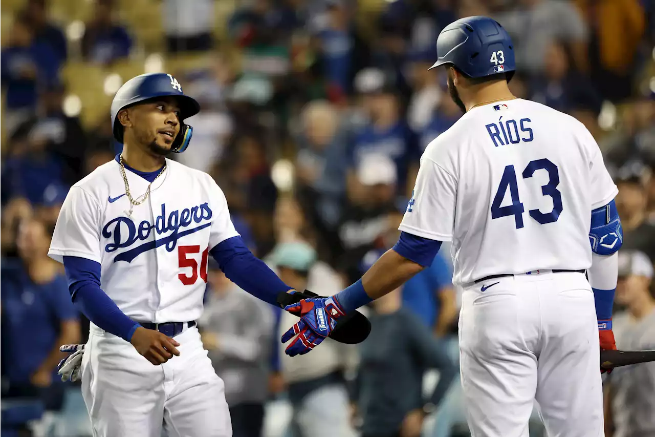 Dodgers Sweep Doubleheader with Diamondbacks 12-3 in Game 2