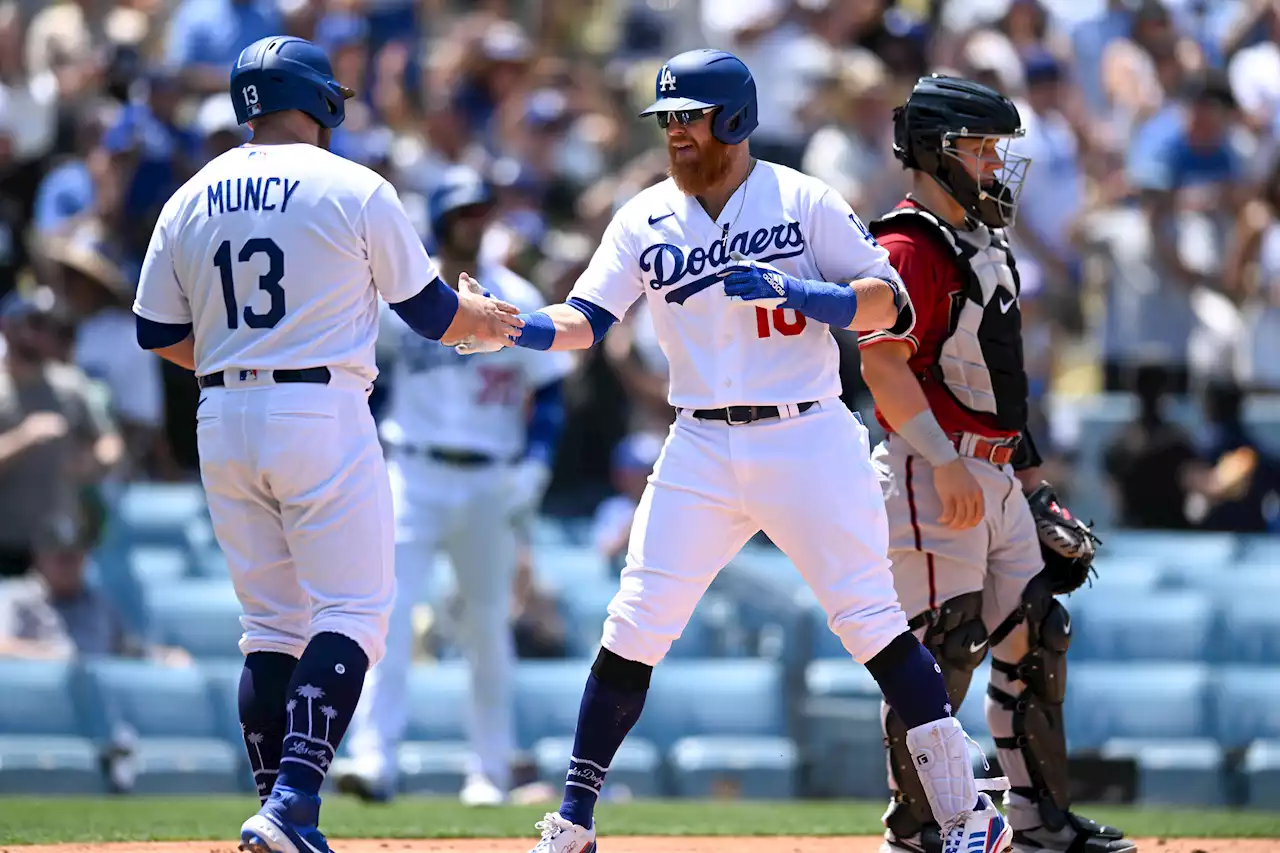 Homer Happy Dodgers Surge Past D-Backs, Win Doubleheader Opener