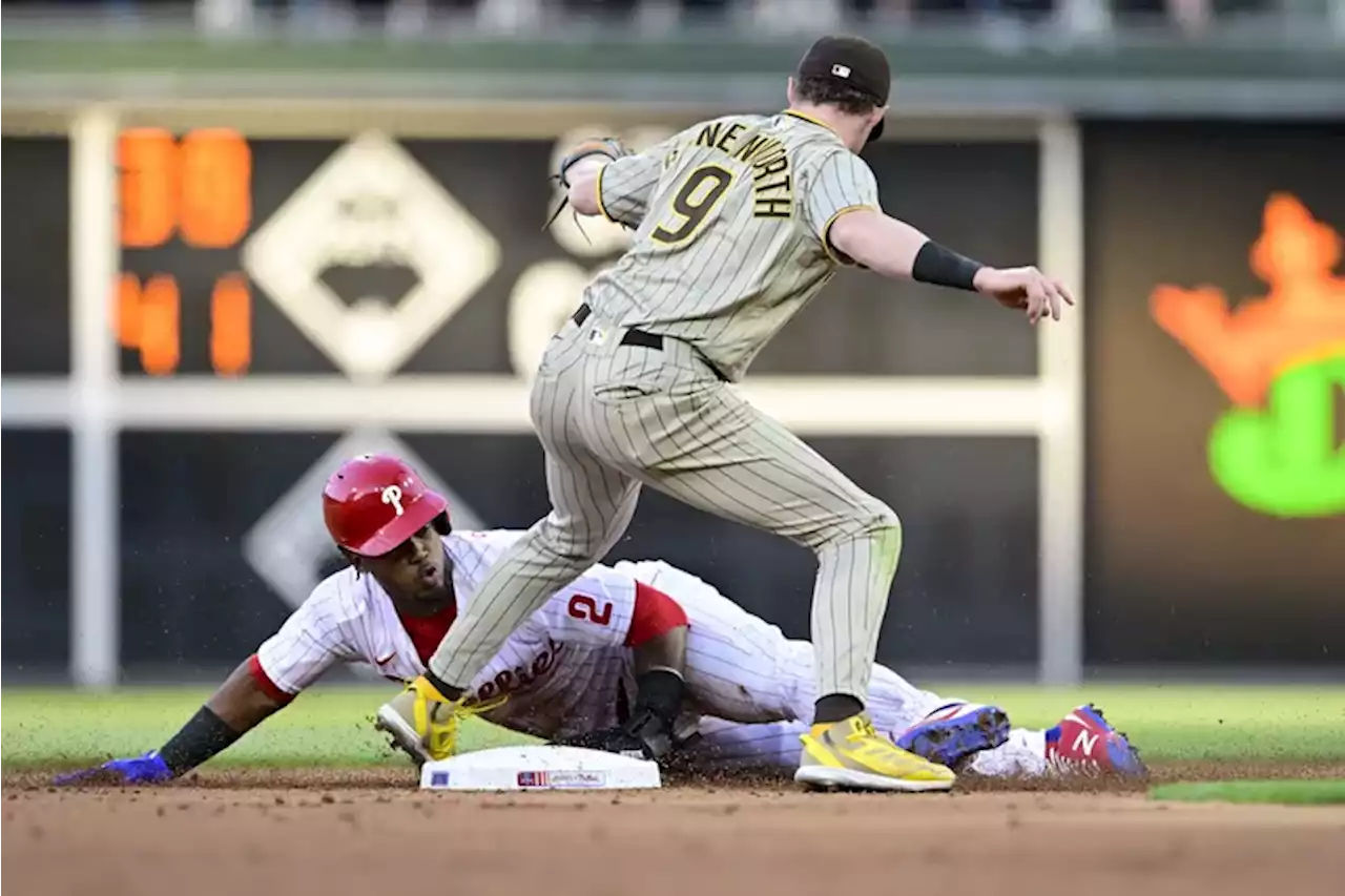 Phillies unveil new outfield design, but same outfield defense hurts them in 3-0 loss to Padres