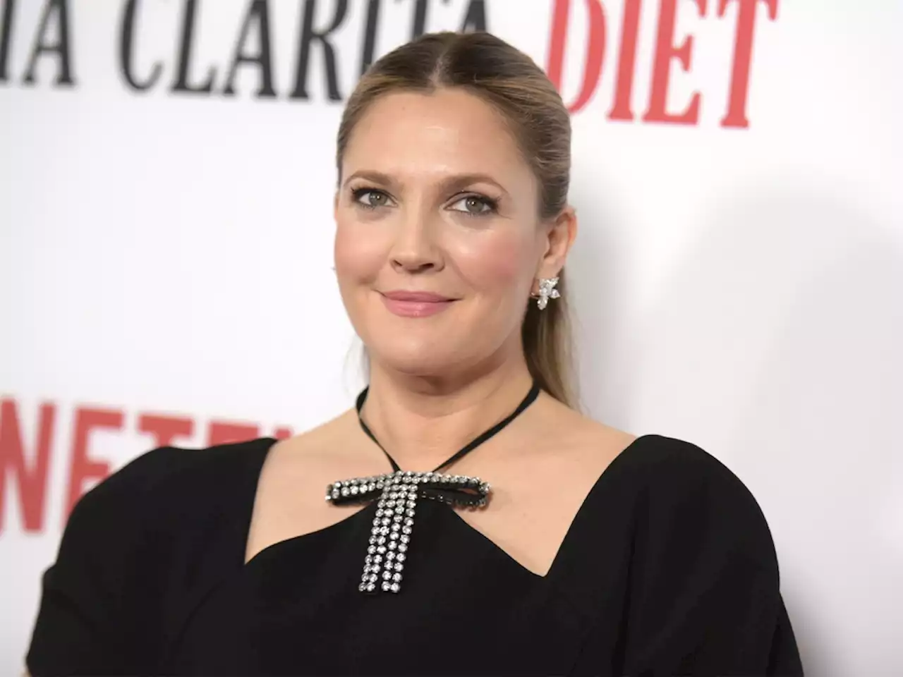 Drew Barrymore Teaches Her Kids Gratitude With This 'Game-Changer' Parenting Tip