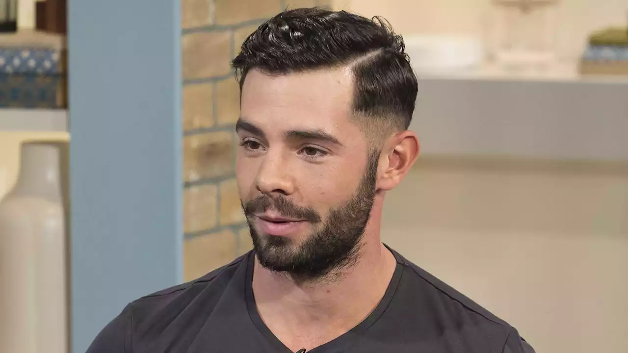 Charlie King reveals body 'despair' as 8 in 10 Insta users 'unhappy with looks'