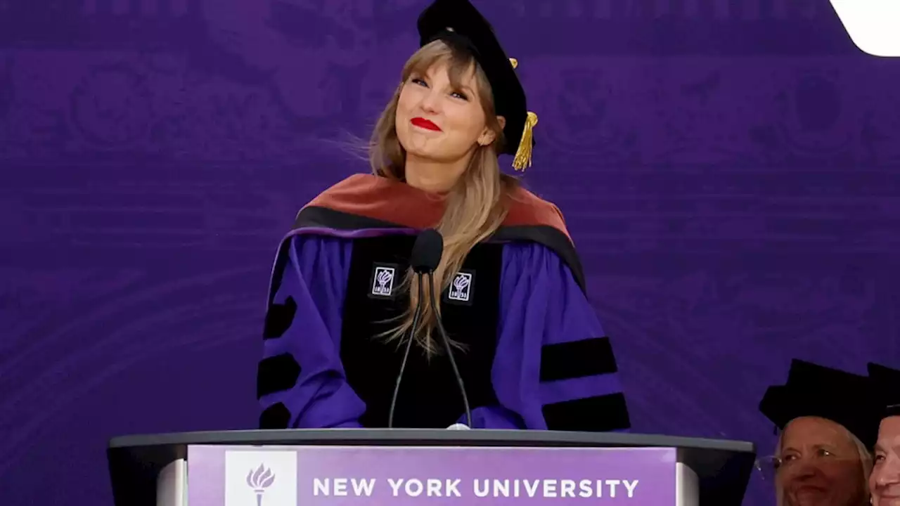 Taylor Swift Delivers NYU Commencement Address: “My Mistakes Led to the Best Things in My Life”