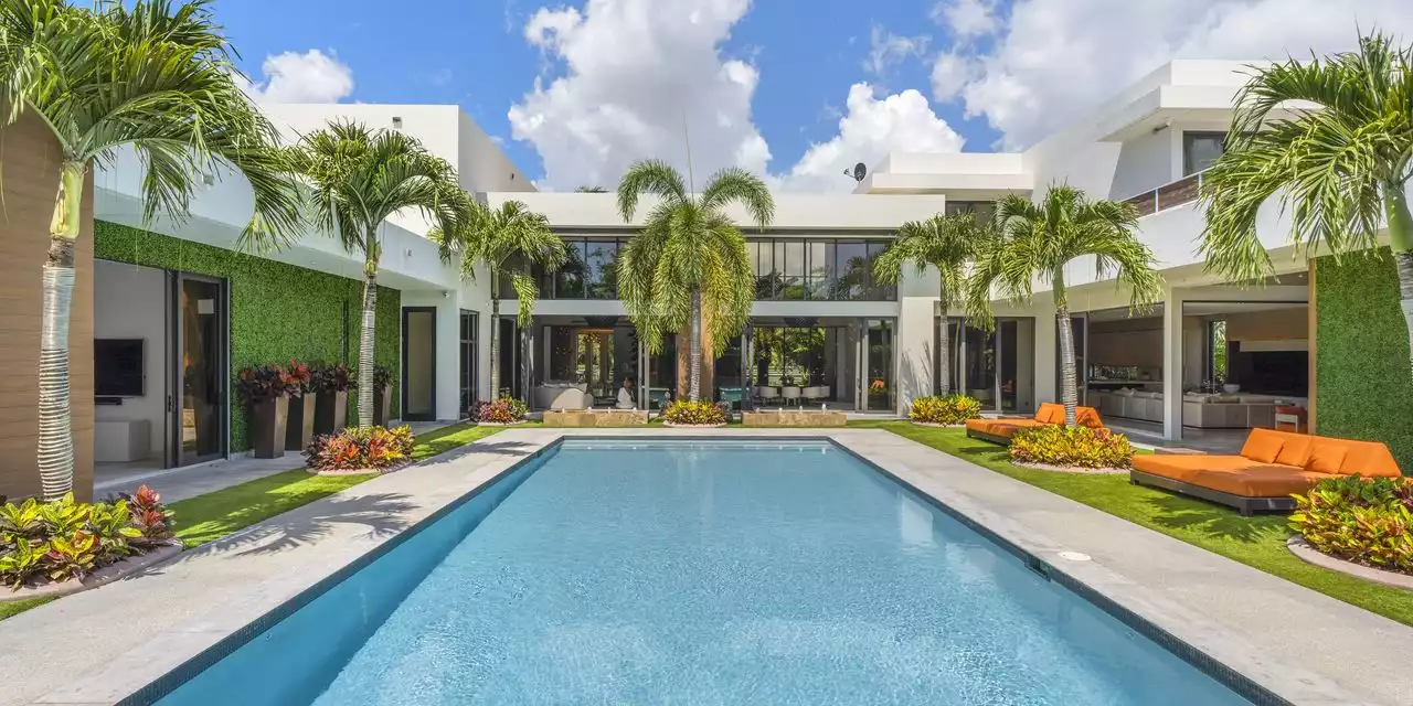 A Miami-Area Home Once Owned by Marc Anthony Lists for $12 Million