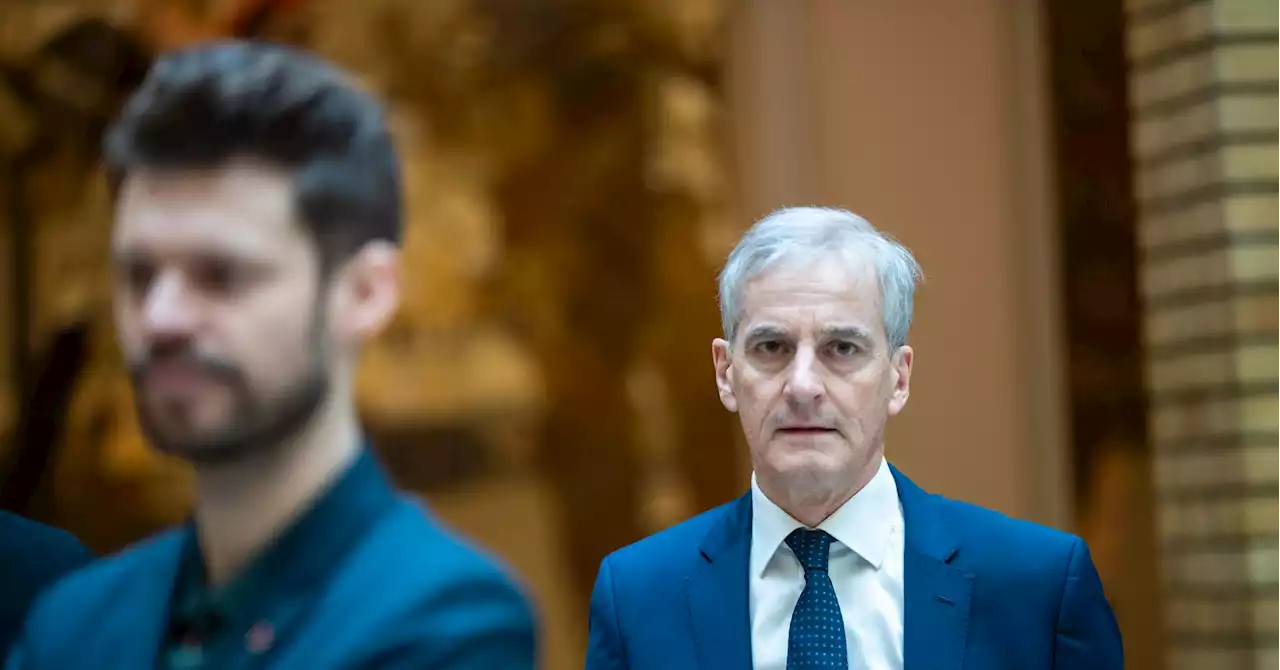 Støre langer ut mot Rødt: – Dypt usolidarisk