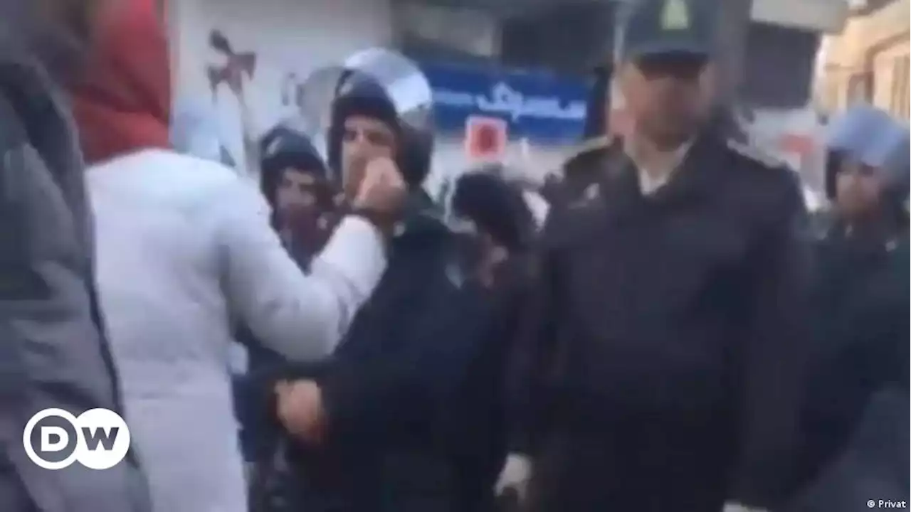 جانشین فرمانده فراجا: مقابله پلیس با معترضین قانونی است | DW | 19.05.2022