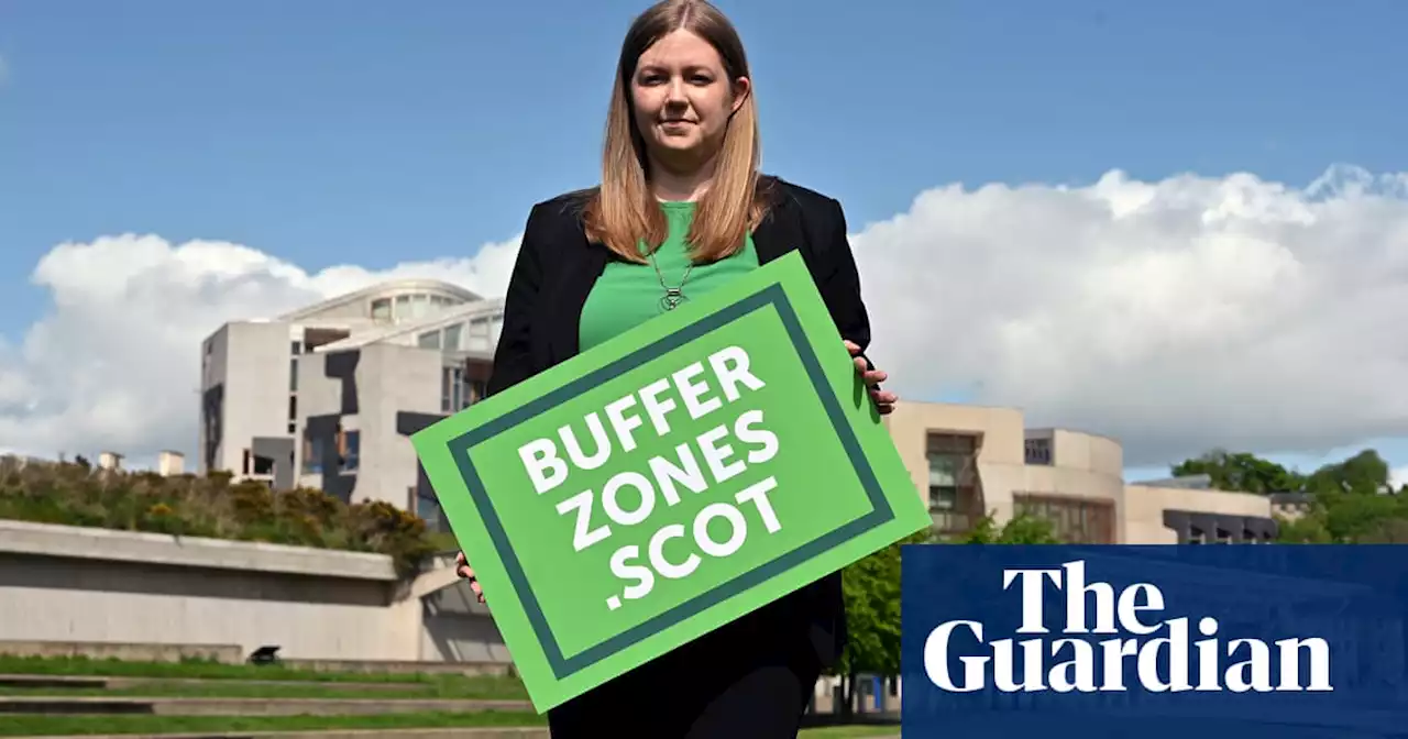 Scottish Greens launch bill to create protest-free zones outside abortion clinics