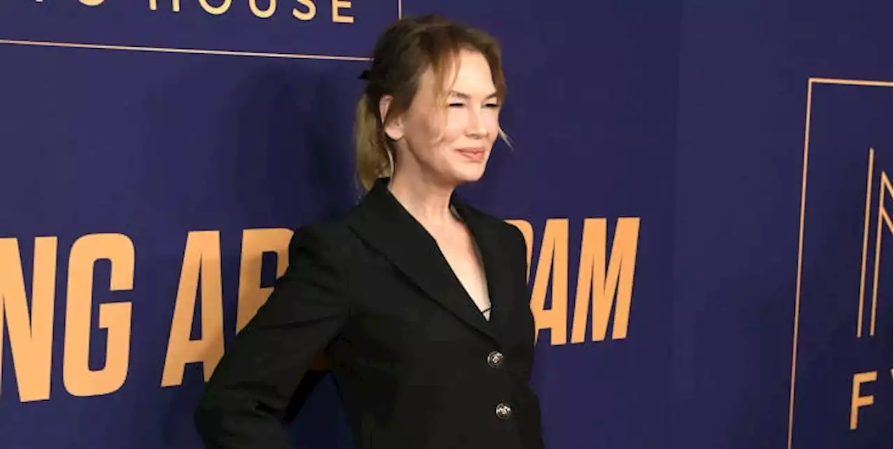 Renee Zellweger Wears a Black Gucci Suit and Messy Ponytail in Hollywood