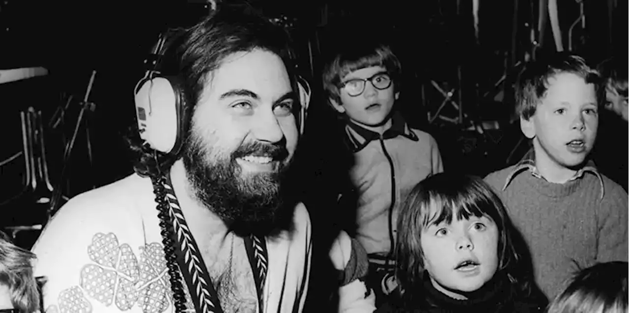 È morto il compositore e musicista Vangelis, aveva 79 anni - Il Post