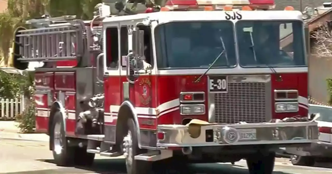 2-alarm fire burns in-law unit at East Oakland home