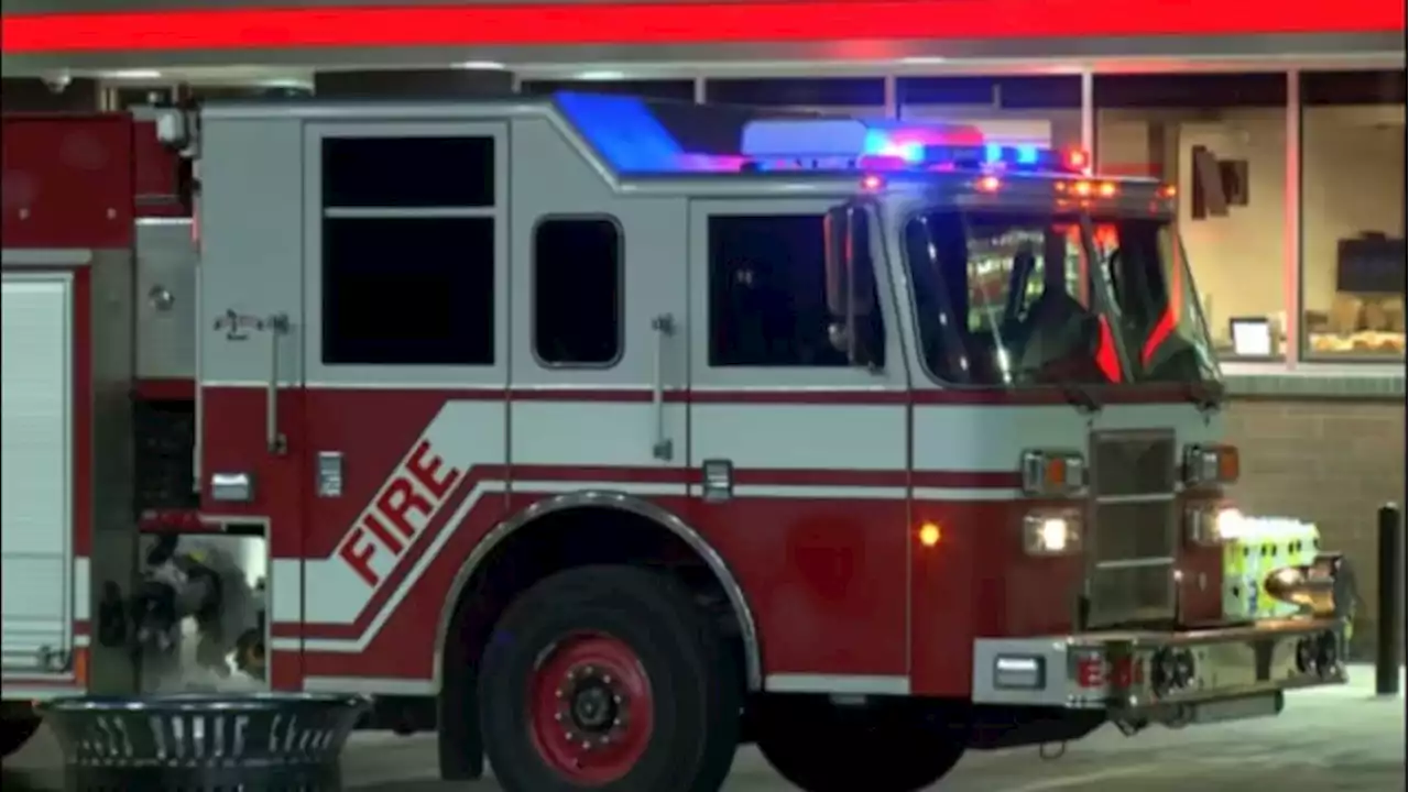 Leon Valley firefighters investigating carbon dioxide leak at QT gas station