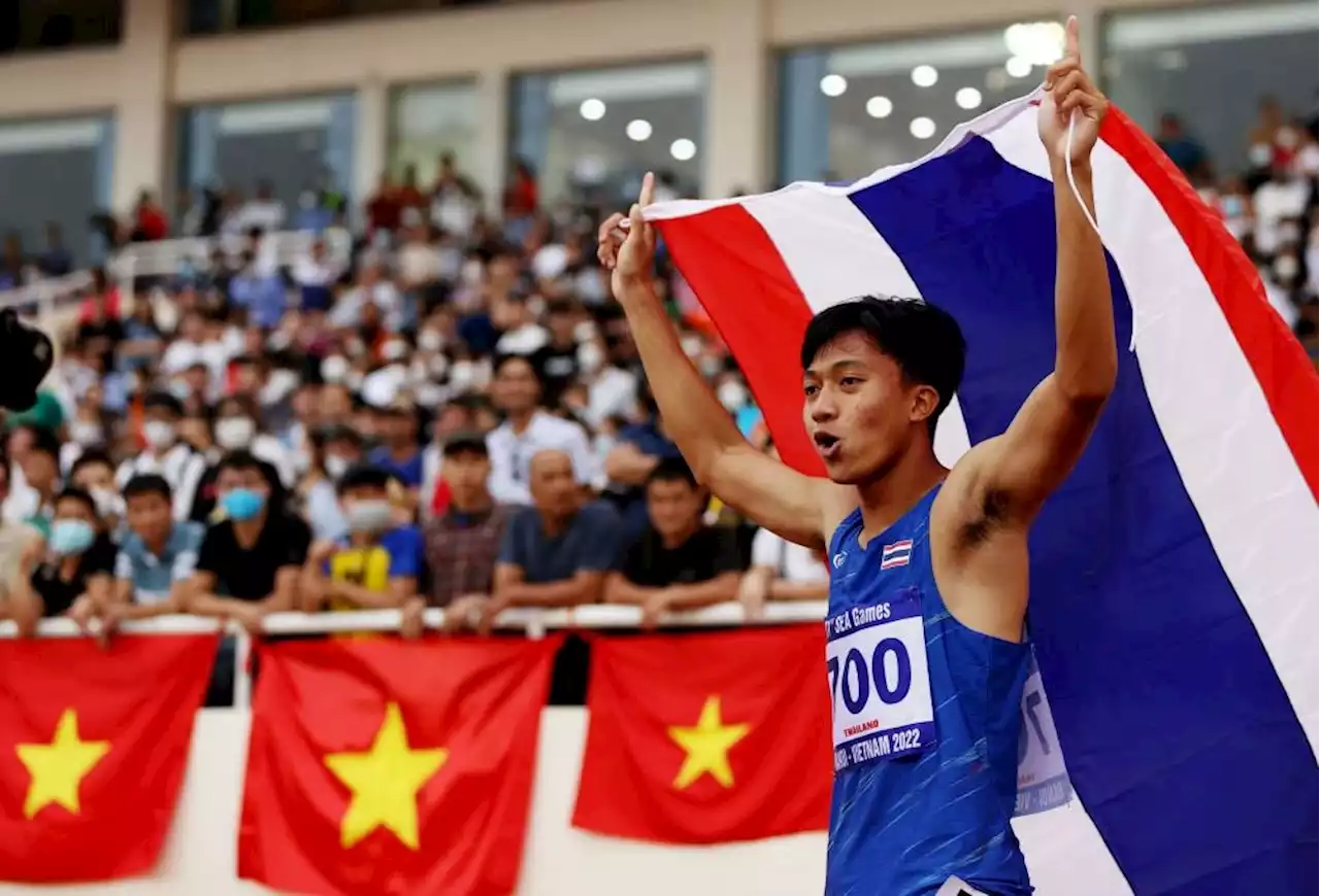 Record-breaking Thai, 16, wins SEA Games sprint double