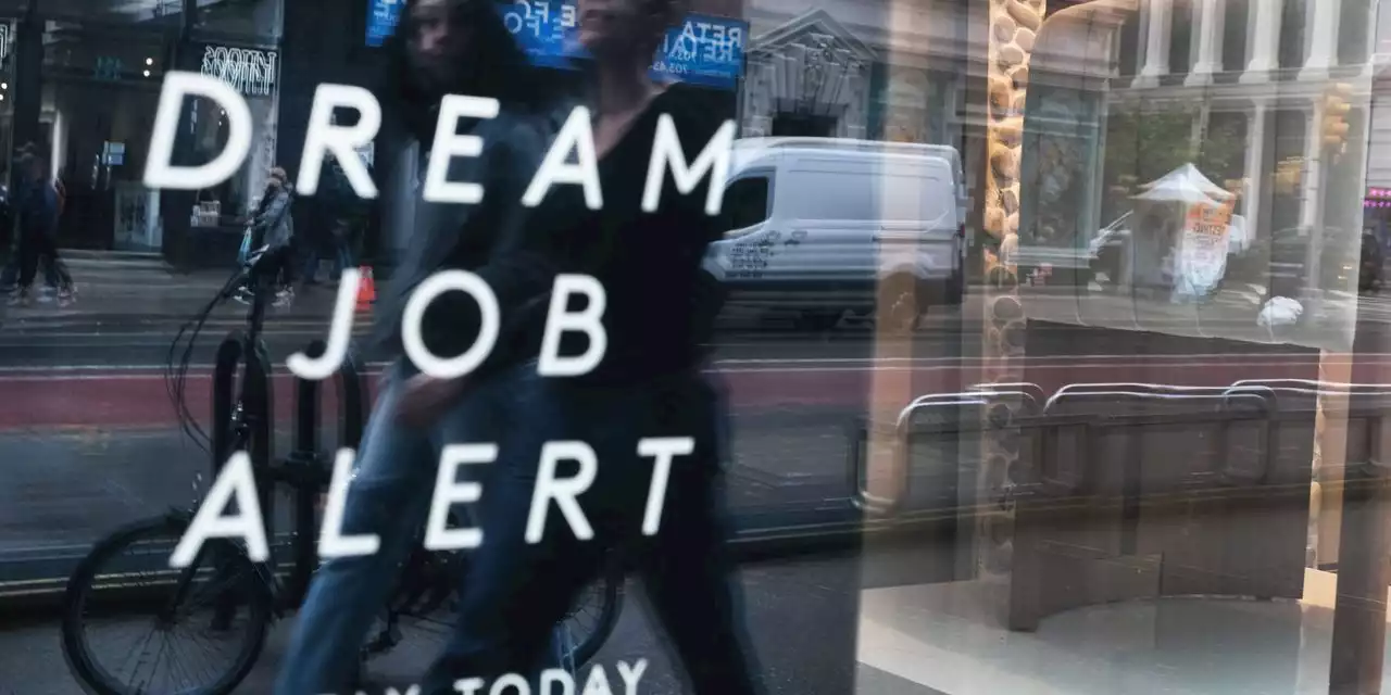 U.S. unemployment claims climb to four-month high of 218,000