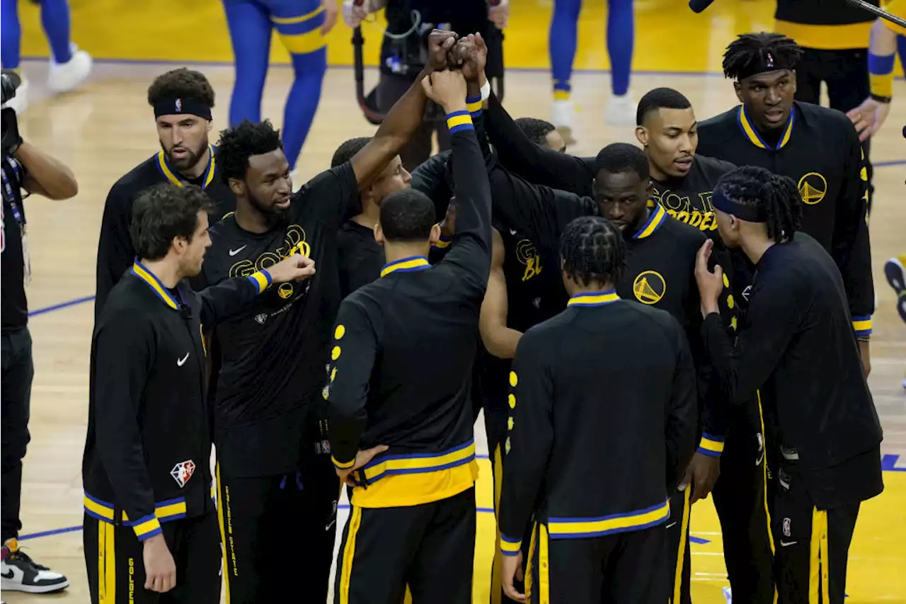 Warriors fans drown out TNT postgame show after huge win vs. Mavs